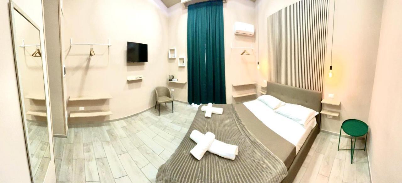 Valentine'S House Bed & Breakfast Napoli Bagian luar foto