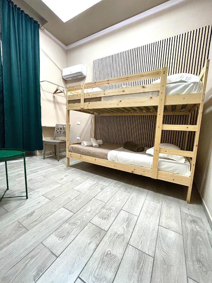 Valentine'S House Bed & Breakfast Napoli Bagian luar foto