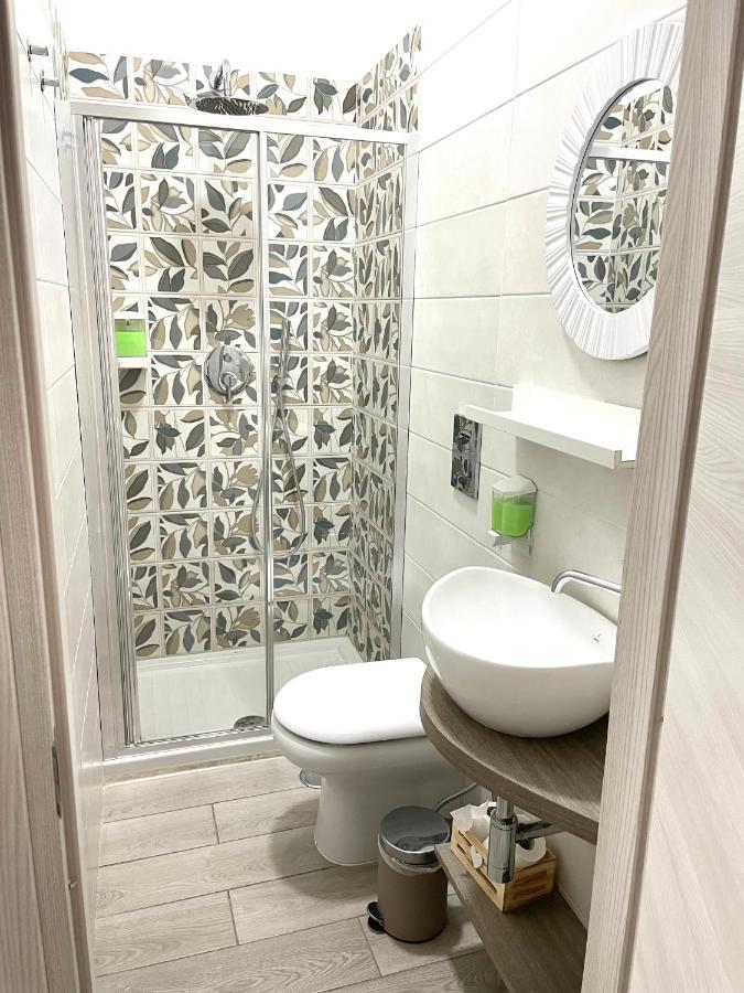 Valentine'S House Bed & Breakfast Napoli Bagian luar foto