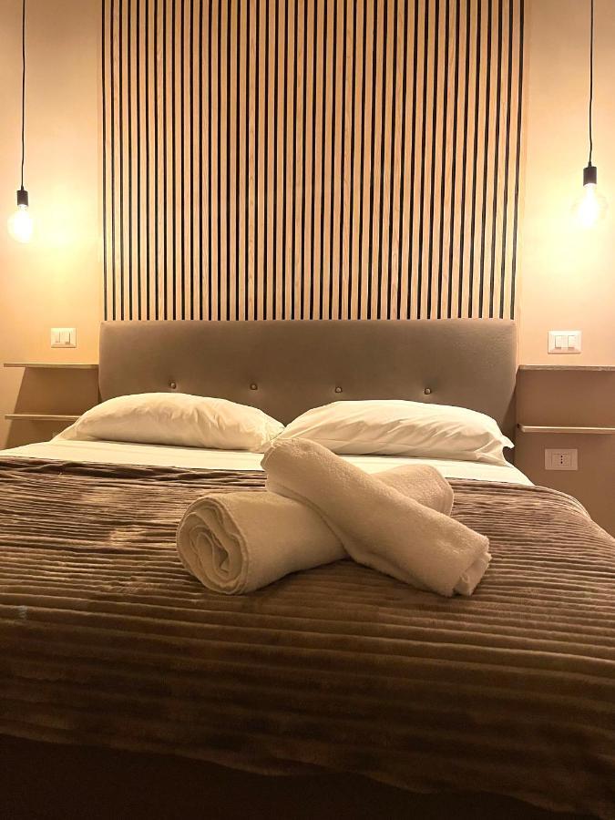 Valentine'S House Bed & Breakfast Napoli Bagian luar foto