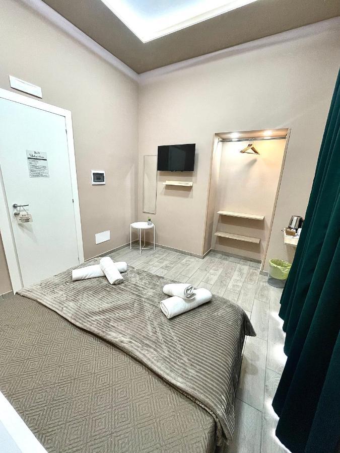 Valentine'S House Bed & Breakfast Napoli Bagian luar foto