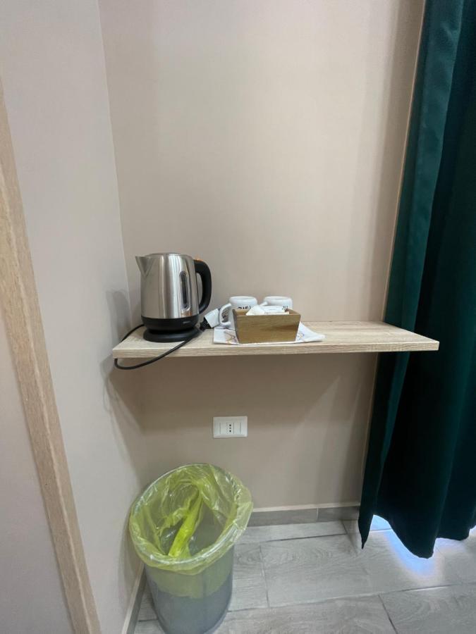 Valentine'S House Bed & Breakfast Napoli Bagian luar foto