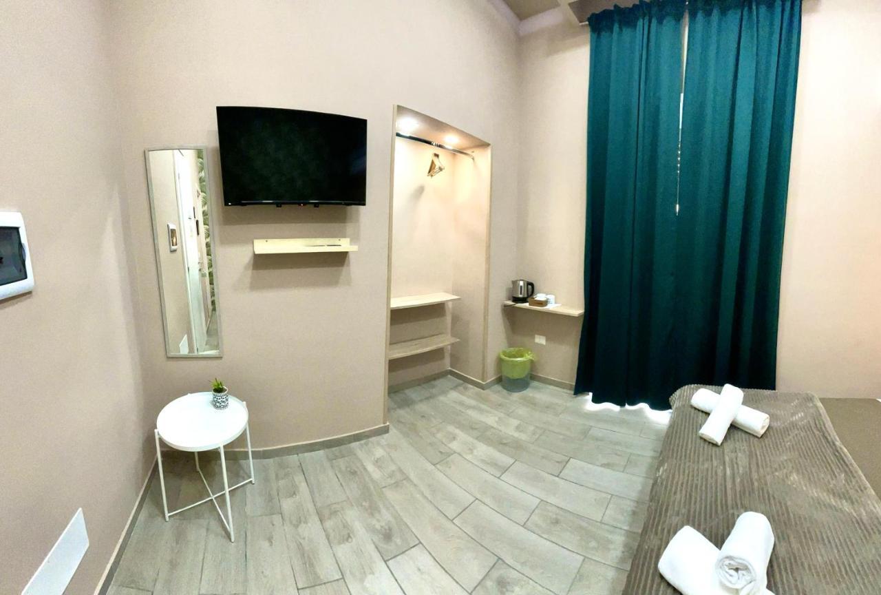 Valentine'S House Bed & Breakfast Napoli Bagian luar foto